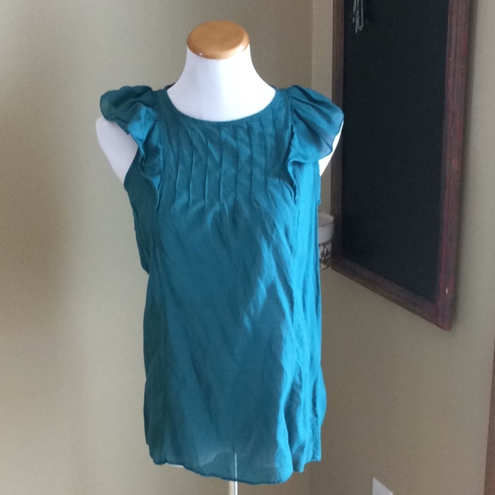 Beautiful Peacock Colored Tank by Gap